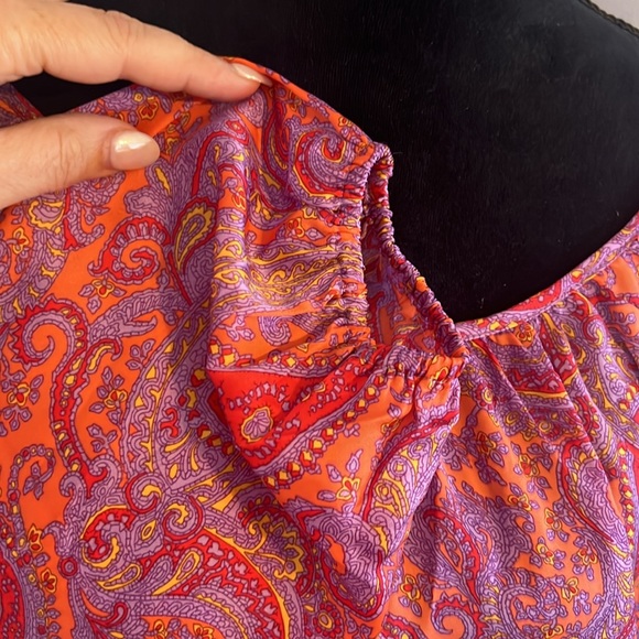 Gorgeous color + fit Drop shoulder blouson style sleeves gathered neckline - Picture 3 of 5